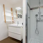 Old - Superb 2 Bedrooms. Διαμέρισμα Λιλ